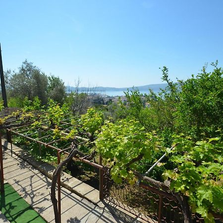 Porto Lastva Apartments Тиват Екстериор снимка