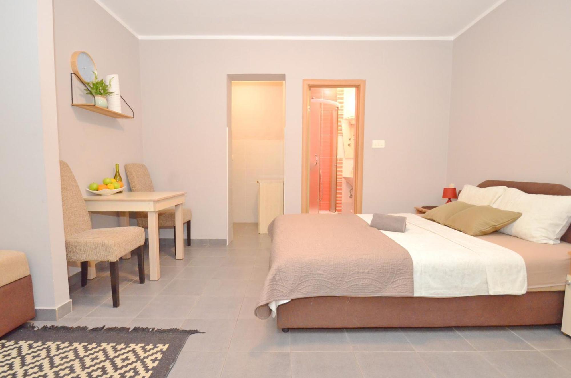 Porto Lastva Apartments Тиват Екстериор снимка