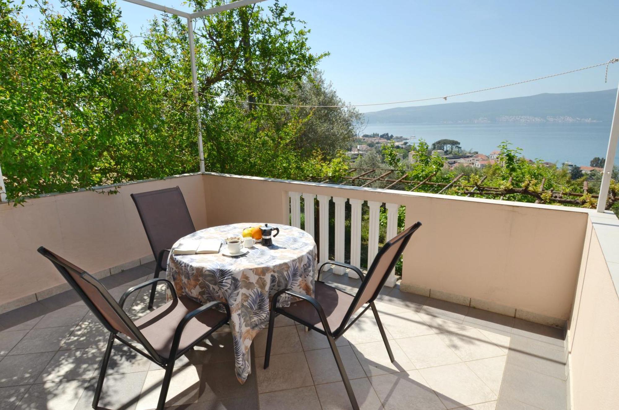 Porto Lastva Apartments Тиват Екстериор снимка