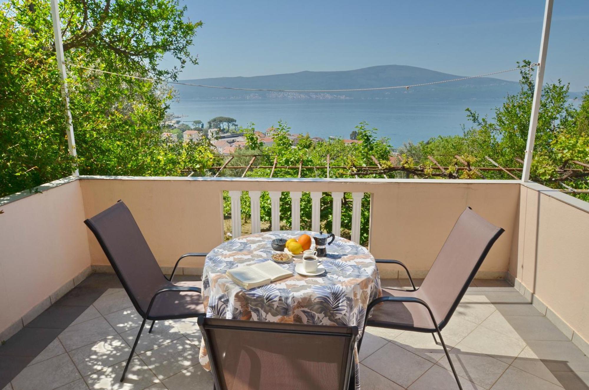 Porto Lastva Apartments Тиват Екстериор снимка